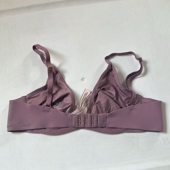 Victoria’s Secret purple incredible by Victoria’s Secret unlined plunge bra 32B - Picture 2 of 5